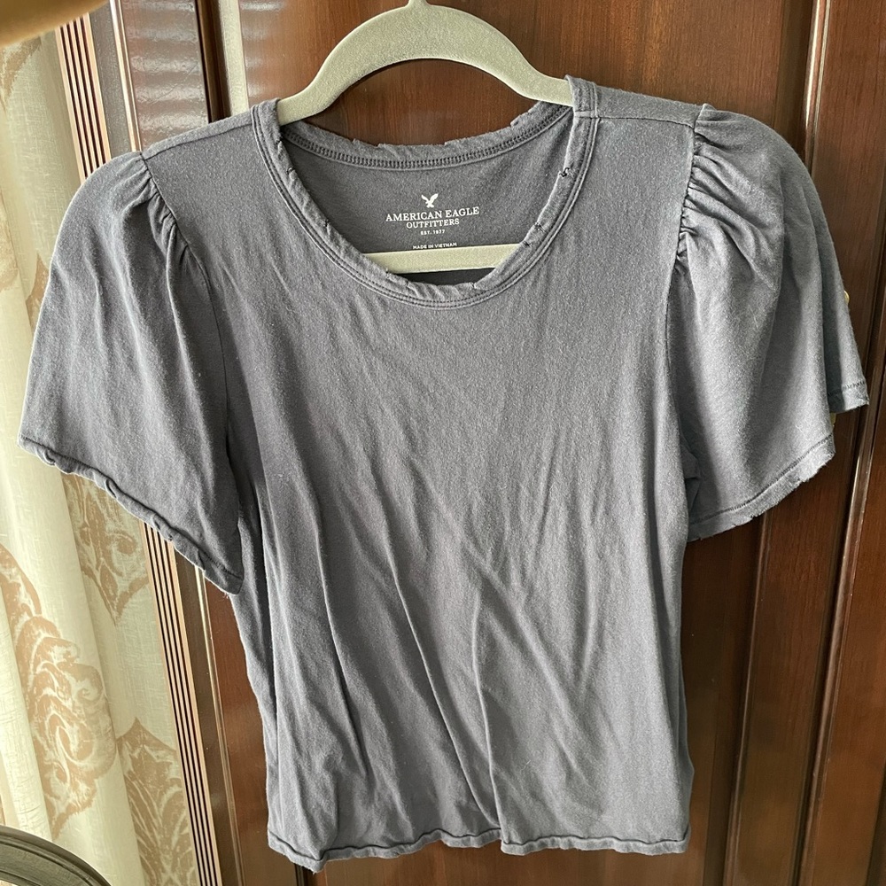 Grey cinched sleeve tee
